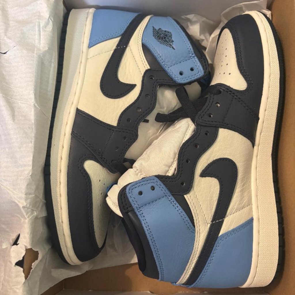 Jordan 1 Retro High Obsidian Blue